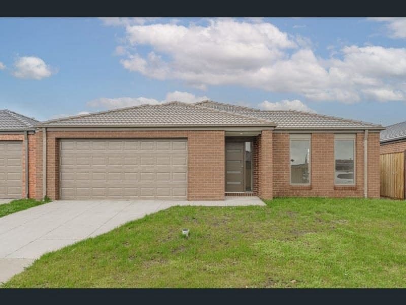41 Elwood Avenue Pakenham VIC, Pakenham - Image 1