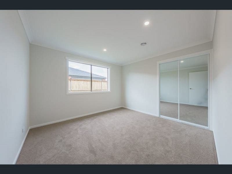 41 Elwood Avenue Pakenham VIC, Pakenham - Thumbnail 7