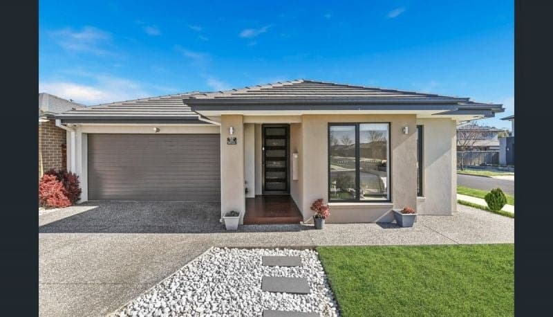 2 Catch Street, Clyde, Clyde - Image 1