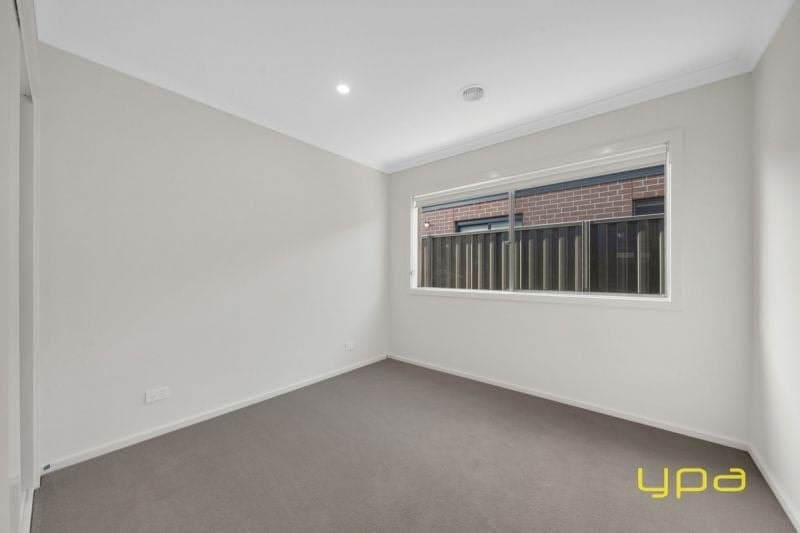 26 Athenaeum Avenue Clyde North VIC, Clyde North - Thumbnail 7