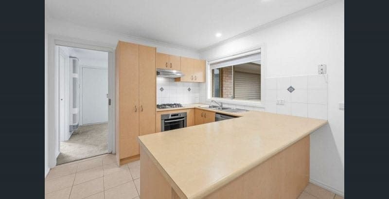 13 Cambridge Close Cranbourne East VIC, Cranbourne East - Thumbnail 4