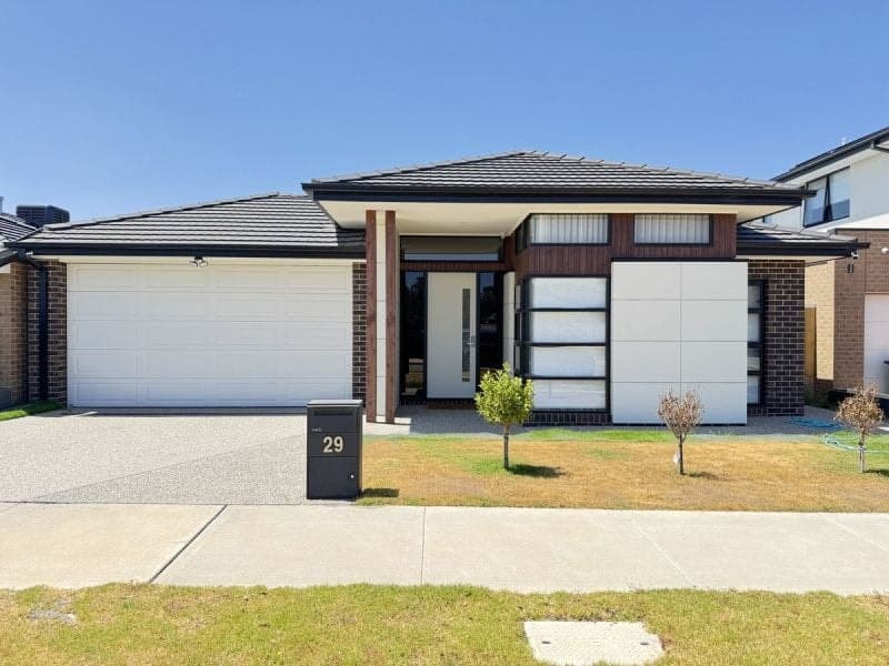 29 Vivaldi Drive Junction Village VIC, Junction Village - Image 1