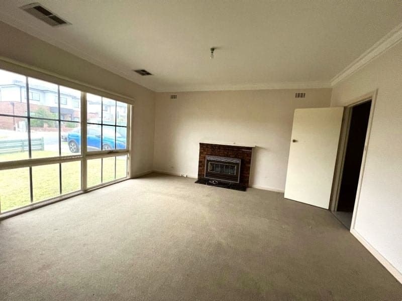 1/5 Burrows Avenue Dandenong VIC, Dandenong - Thumbnail 2