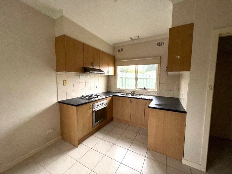 1/5 Burrows Avenue Dandenong VIC, Dandenong - Thumbnail 3