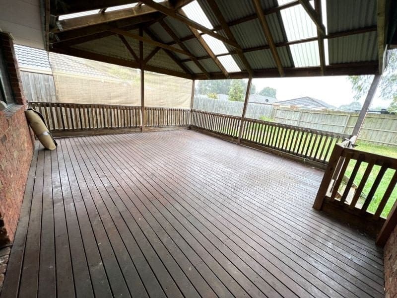 16 Friendship Close, Cranbourne West, Cranbourne West - Thumbnail 2