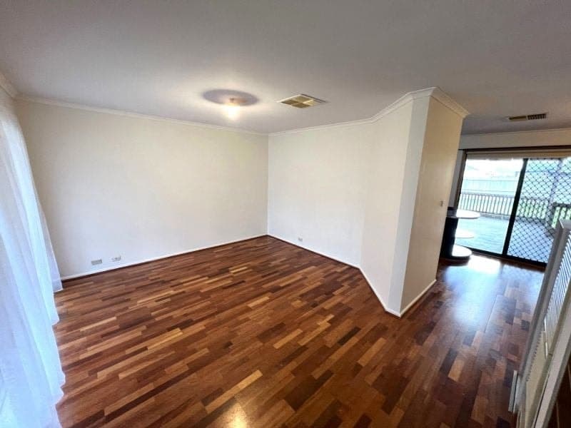 16 Friendship Close, Cranbourne West, Cranbourne West - Thumbnail 6