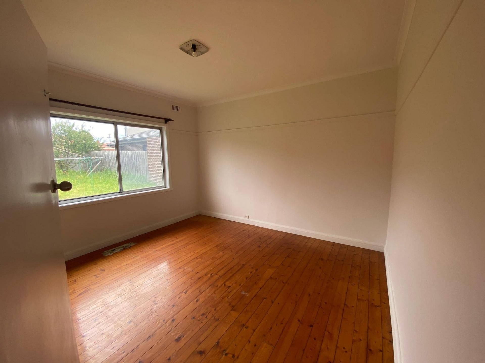 199 Carinish Road, Clayton, Clayton - Thumbnail 6