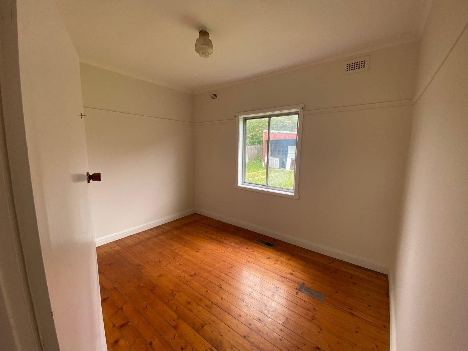 199 Carinish Road, Clayton, Clayton - Thumbnail 8