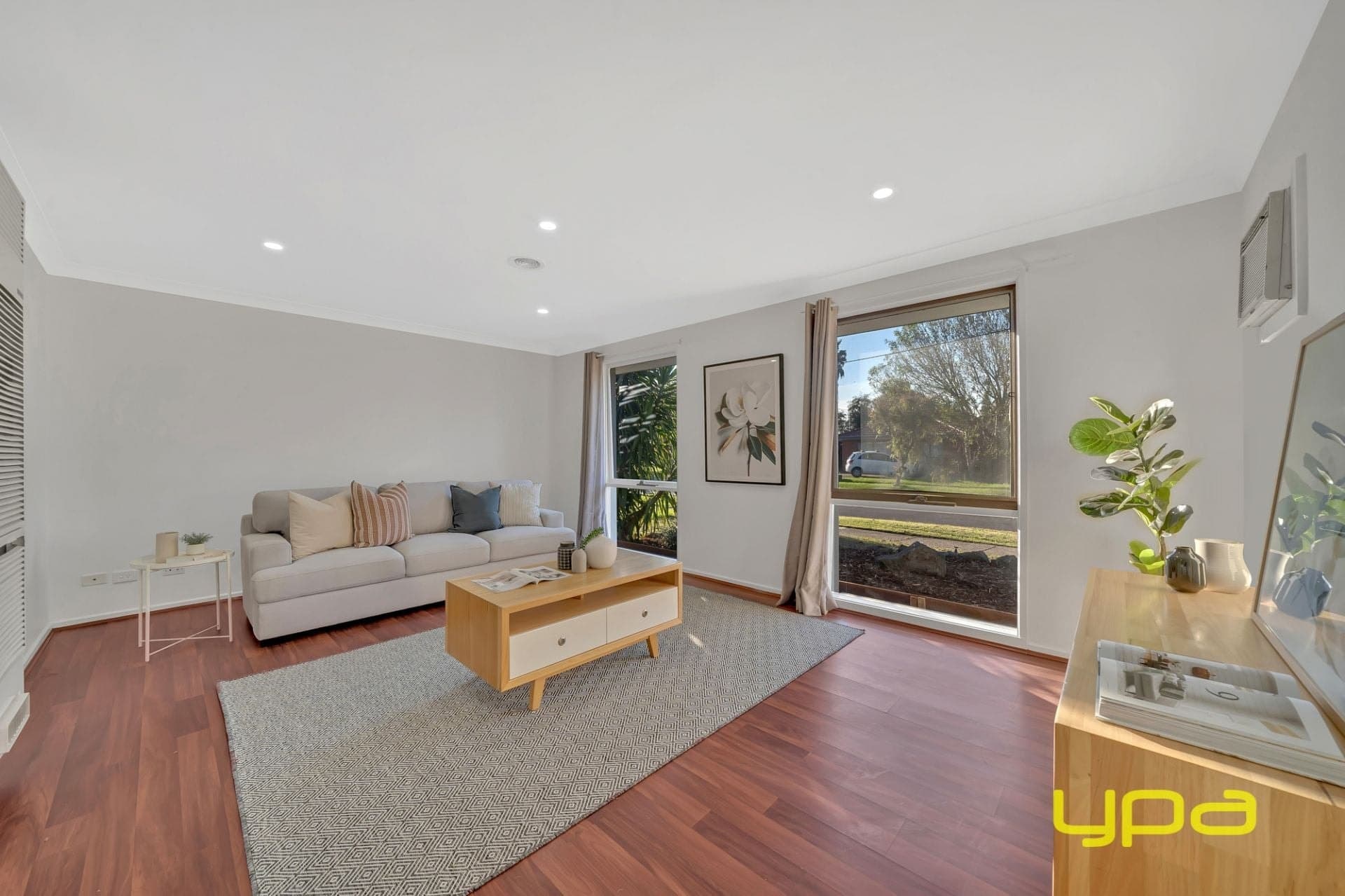 6 Elandra Way, Cranbourne West, Cranbourne West - Thumbnail 2