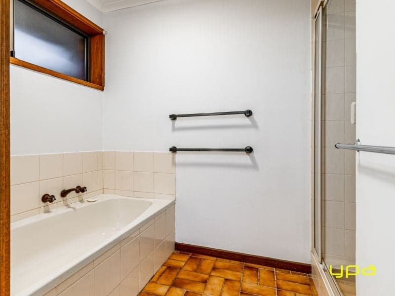 6 Marylyn Place, Cranbourne, Cranbourne - Thumbnail 7