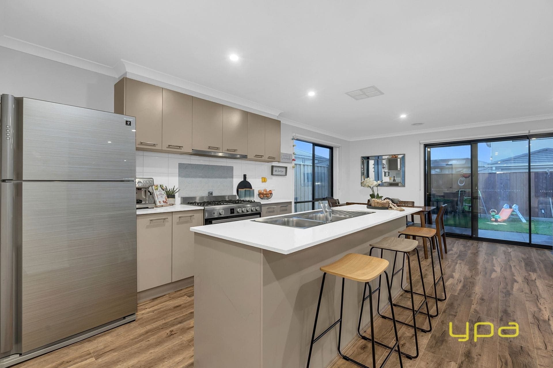 5 Cortajalla Avenue Clyde North VIC, Clyde North - Thumbnail 7