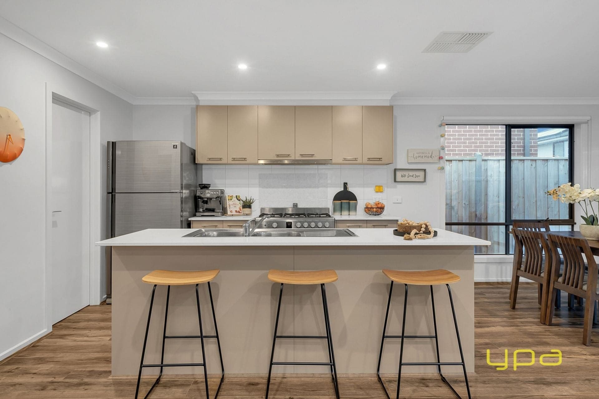 5 Cortajalla Avenue Clyde North VIC, Clyde North - Thumbnail 8