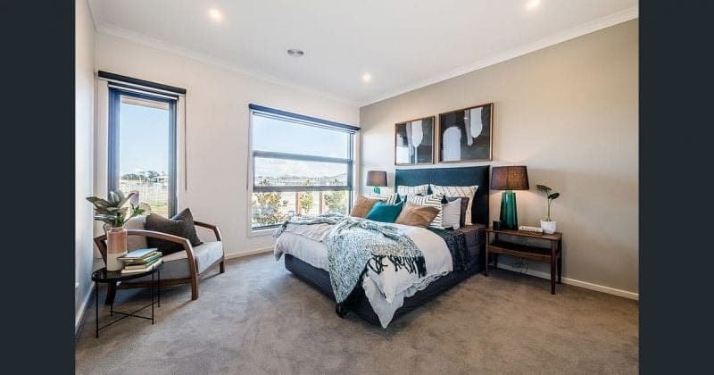 34 Omeara Crescent, Cranbourne East, Cranbourne East - Thumbnail 2