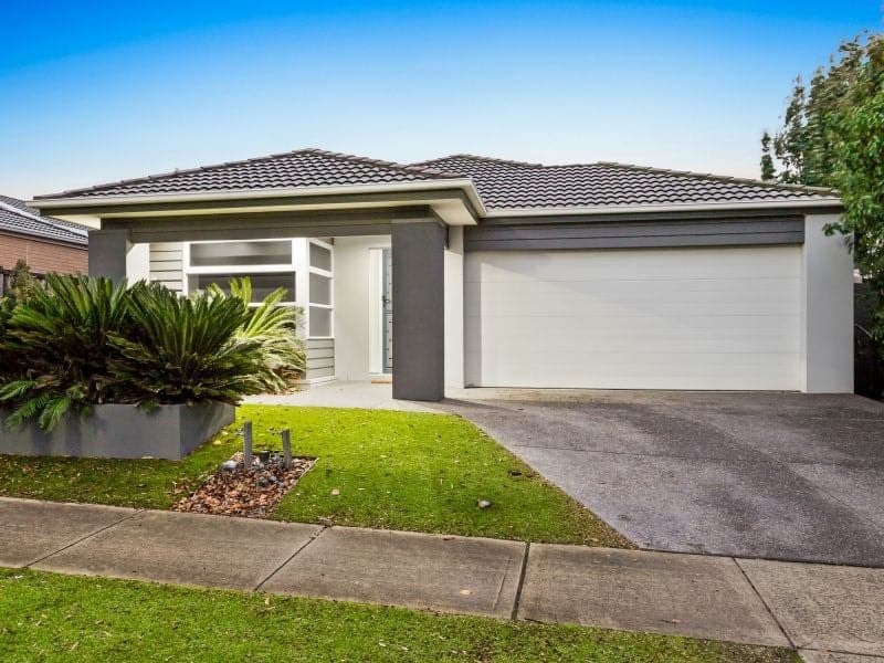 12 John Russel Road, Cranbourne West, Cranbourne West - Image 1