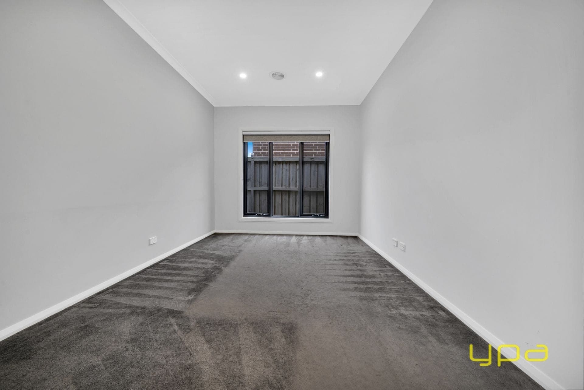19 Pitfield Avenue Cranbourne East VIC, Cranbourne East - Thumbnail 3