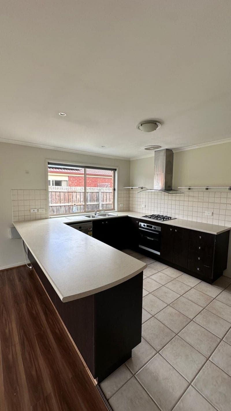 22 Middleham Close, Cranbourne West, Cranbourne West - Thumbnail 7