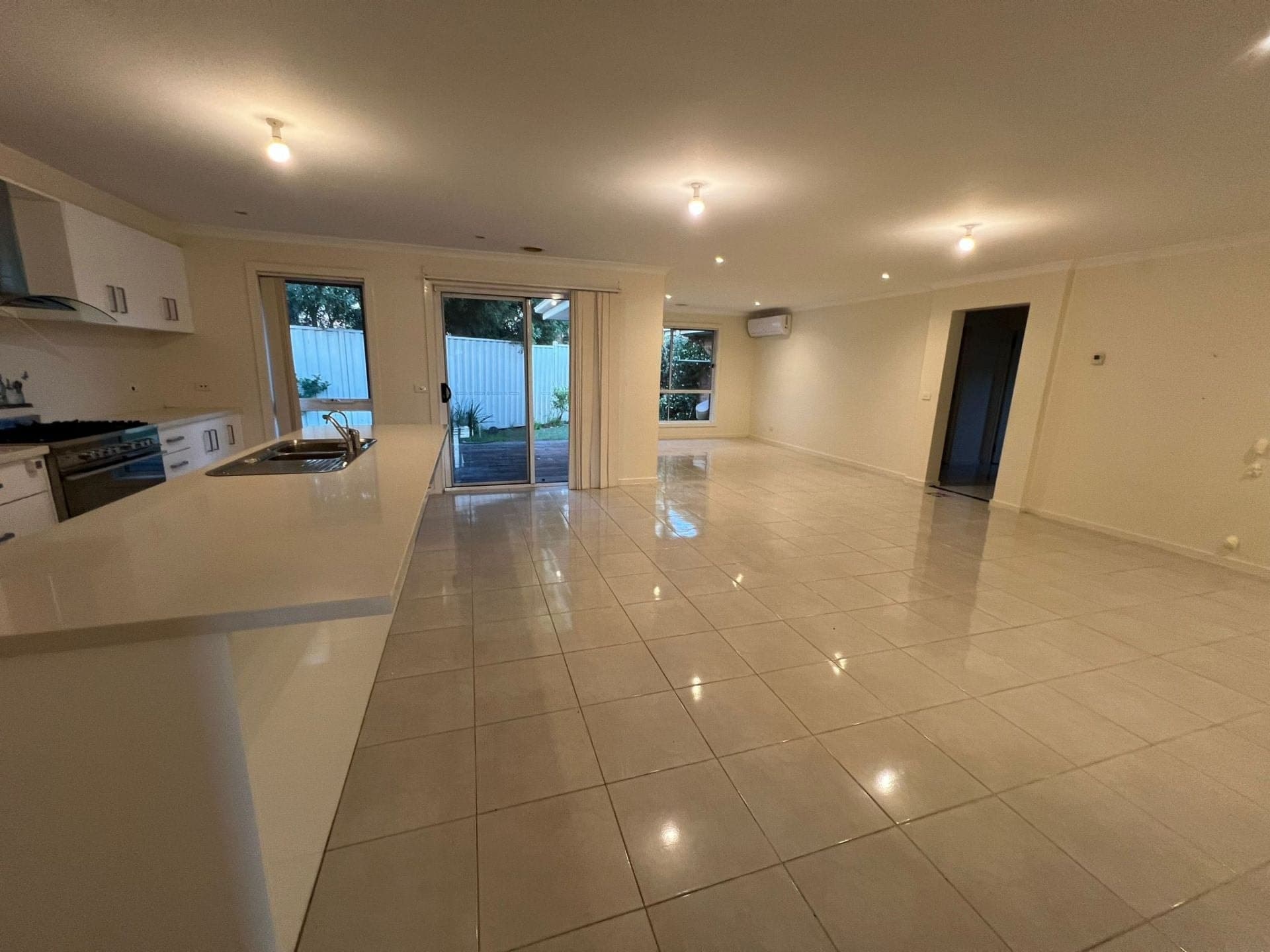 40 Willum Way, Dandenong, Dandenong - Thumbnail 6