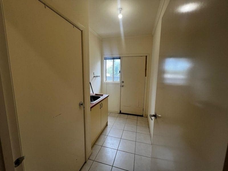 104 Paterson Drive, Lynbrook, Lynbrook - Thumbnail 7