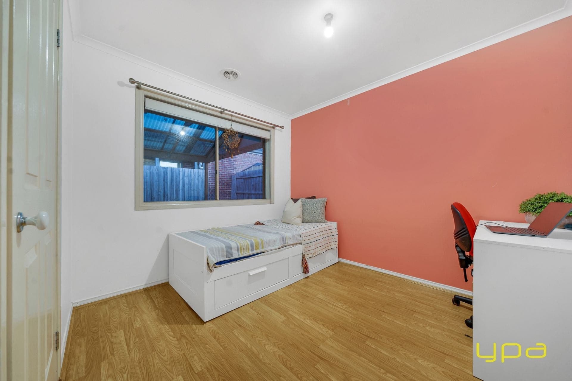 16 Karwarren Way, Cranbourne West, Cranbourne West - Thumbnail 8