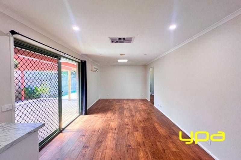 101 Harrold Keys Drive Narre Warren South VIC, Narre Warren South - Thumbnail 4