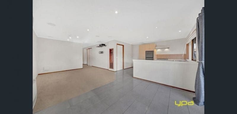 21 Cranbourne Place, Cranbourne, Cranbourne - Thumbnail 3