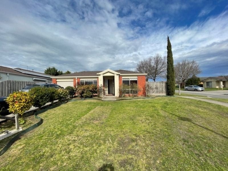 117 Harold Keys Drive Narre Warren South VIC, Narre Warren South - Image 1