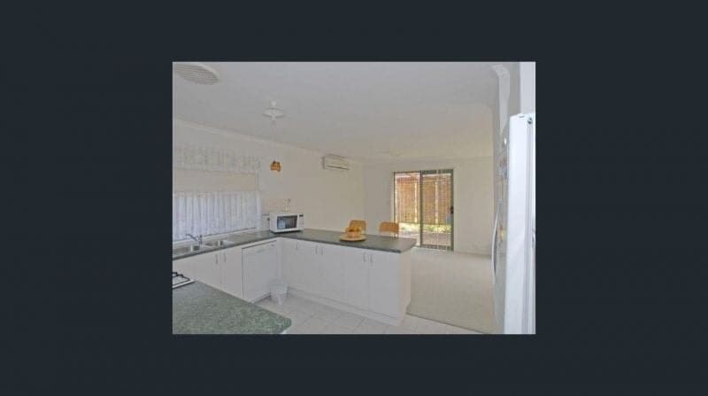 66 Astley Wynd, Lynbrook, Lynbrook - Thumbnail 3