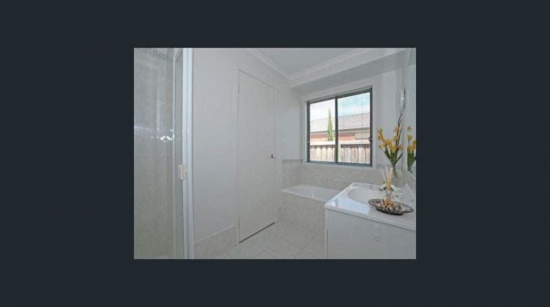 66 Astley Wynd, Lynbrook, Lynbrook - Thumbnail 5