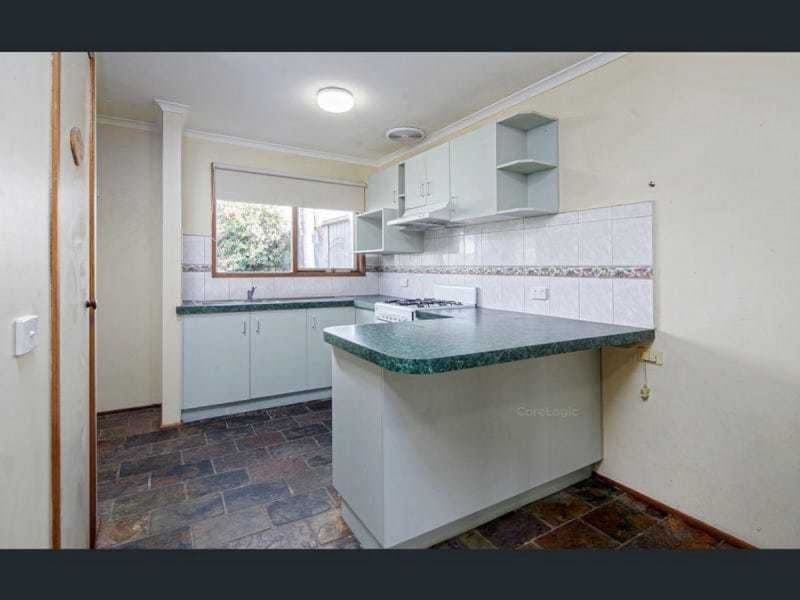 6 Bates Street, CRANBOURNE WEST, Cranbourne West - Thumbnail 3