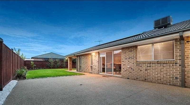17 Vanessa Circuit, Pakenham, Pakenham - Thumbnail 2