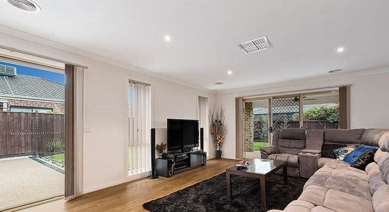 17 Vanessa Circuit, Pakenham, Pakenham - Thumbnail 5