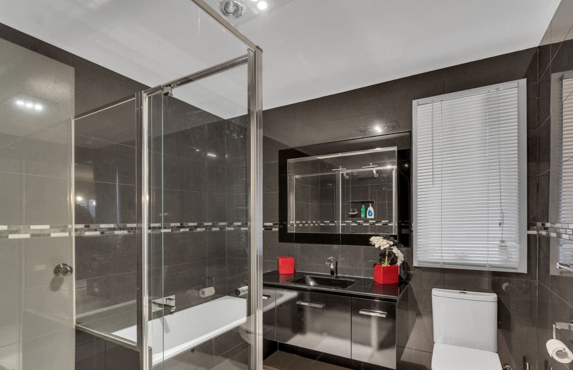 13 Toirram Crescent, Cranbourne, Cranbourne - Thumbnail 4