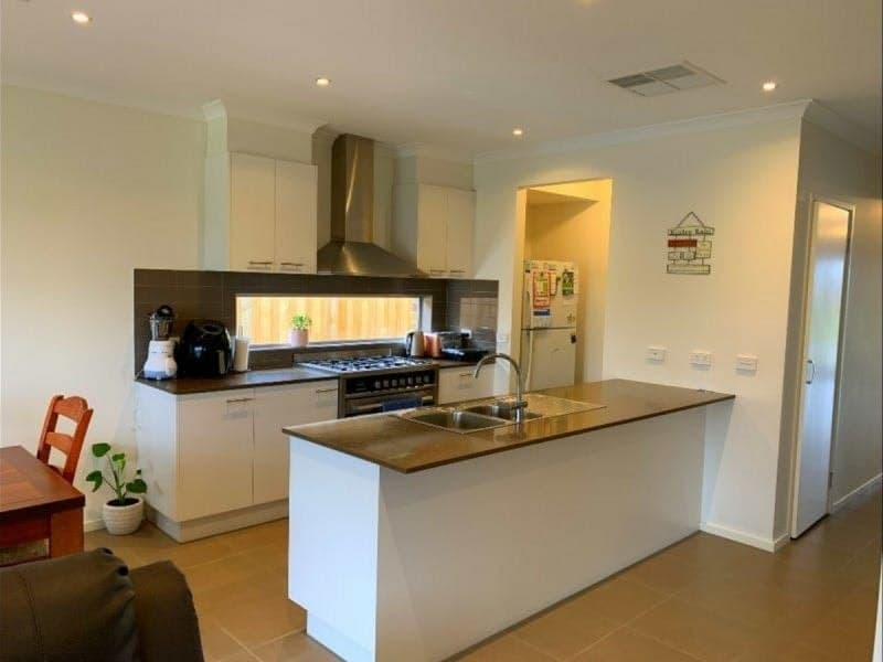 25 Ezra Street CRANBOURNE EAST VIC, Cranbourne East - Thumbnail 5