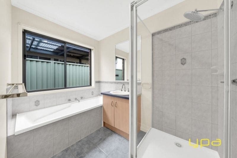 33 Masterton Place, Cranbourne East, Cranbourne East - Thumbnail 7
