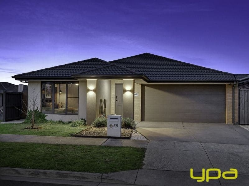 55 Blackhazel Crescent, CLYDE NORTH, Clyde North - Image 1