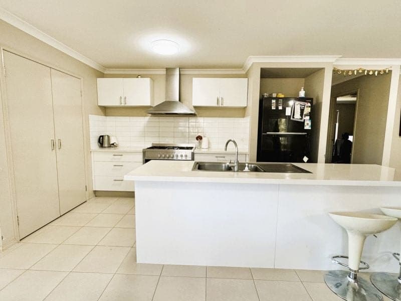 71 Harrisson Way, Pakenham, Pakenham - Thumbnail 3