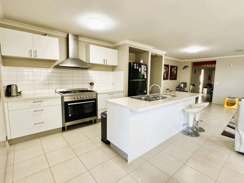 71 Harrisson Way, Pakenham, Pakenham - Thumbnail 4