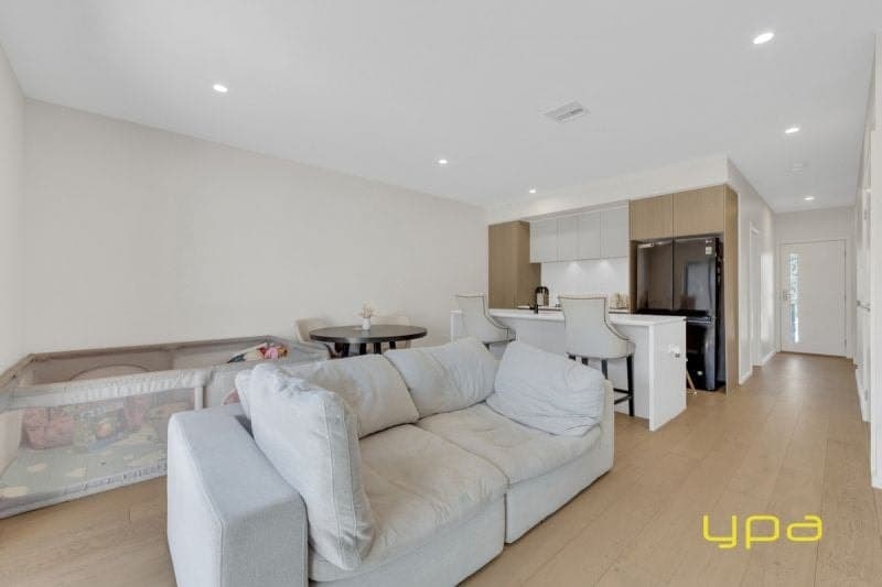 107 Hayton Park Boulevard Cranbourne West VIC, Cranbourne West - Thumbnail 3