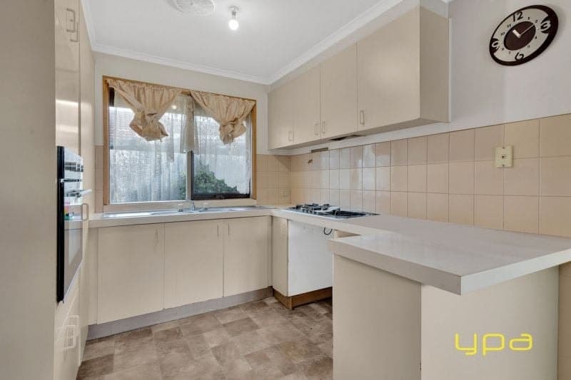 12 Candytuft Close, Cranbourne North, Cranbourne North - Thumbnail 4