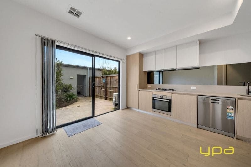 3 Ottawa Walk, Cranbourne West, Cranbourne West - Image 1