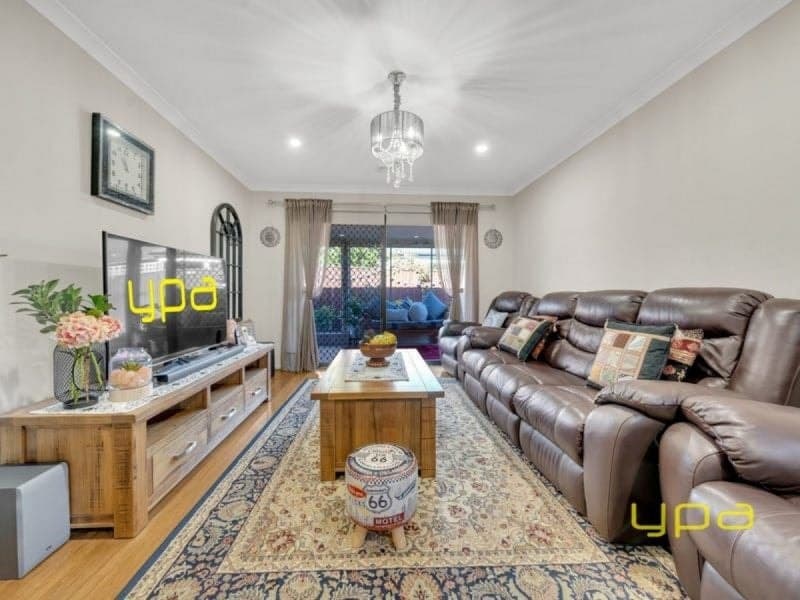 7 Guinea Flower Drive, CRANBOURNE WEST, Cranbourne West - Thumbnail 5