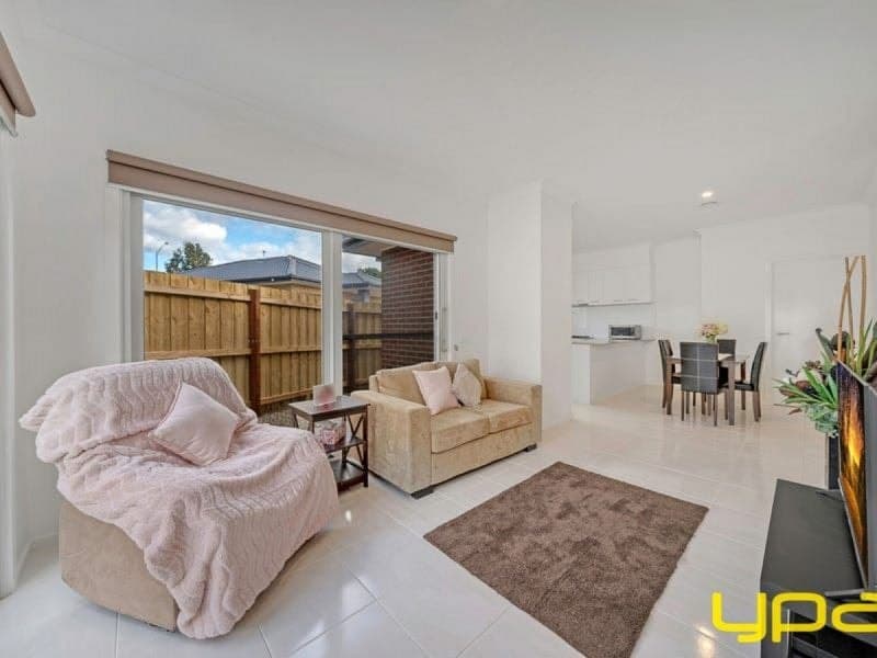 12 Caliche Place CRANBOURNE EAST VIC, Cranbourne East - Thumbnail 7