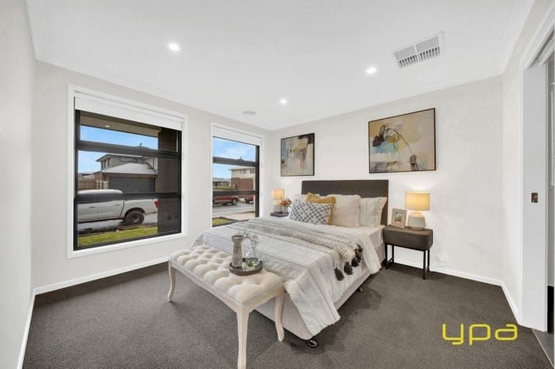 23 Champion Street Clyde North VIC, Clyde North - Thumbnail 4