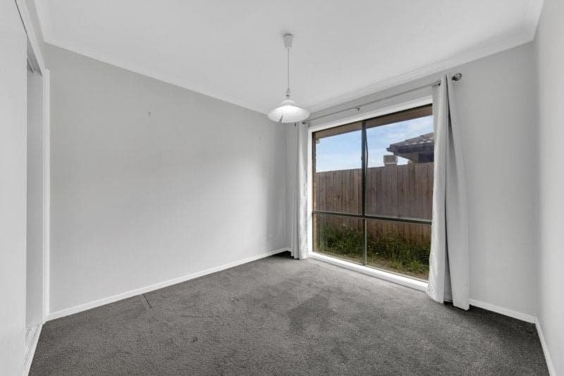 52 Willora Crescent, Cranbourne West, Cranbourne West - Thumbnail 4