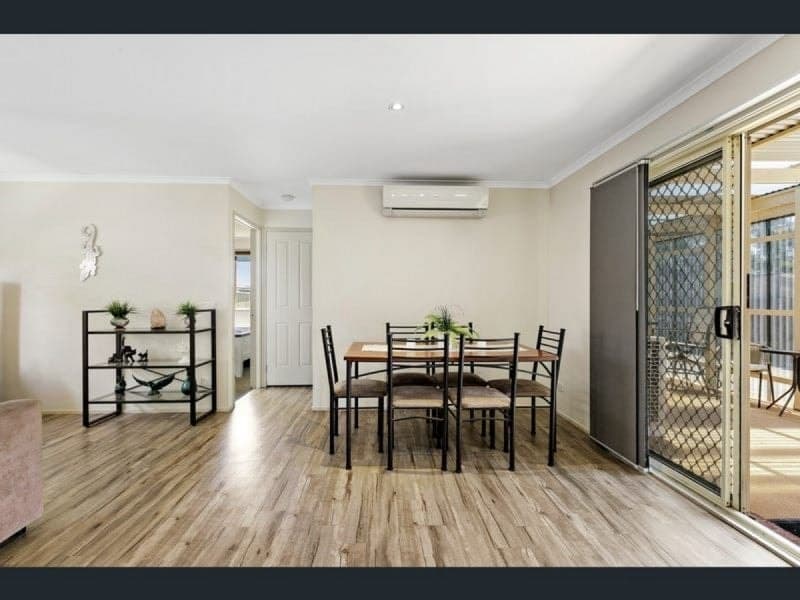 7 Friendship Close, Cranbourne West, Cranbourne West - Thumbnail 3