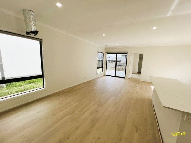 28 Keskadale Way, Clyde North, Clyde North - Thumbnail 3