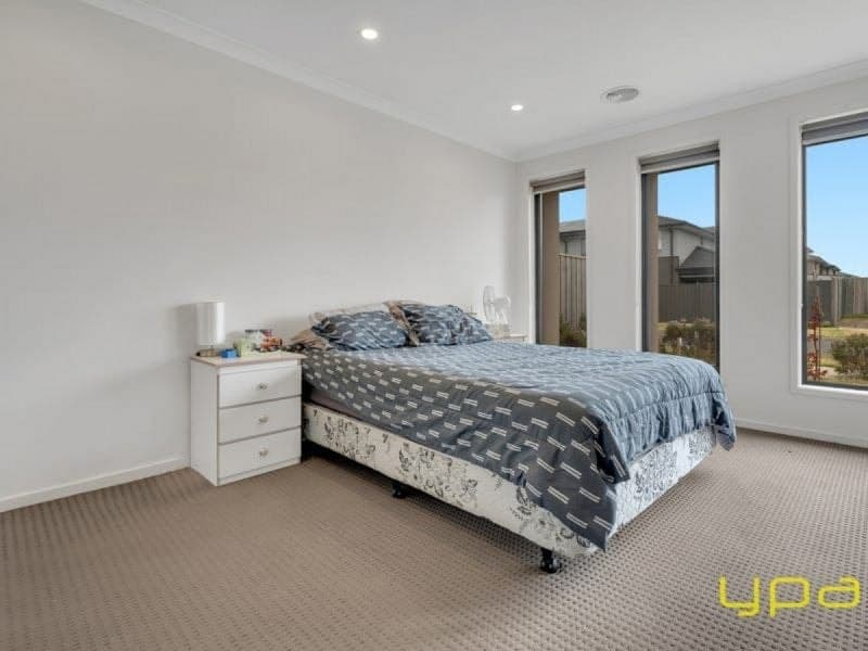 25 Merano Circuit CRANBOURNE SOUTH VIC, Cranbourne South - Thumbnail 6