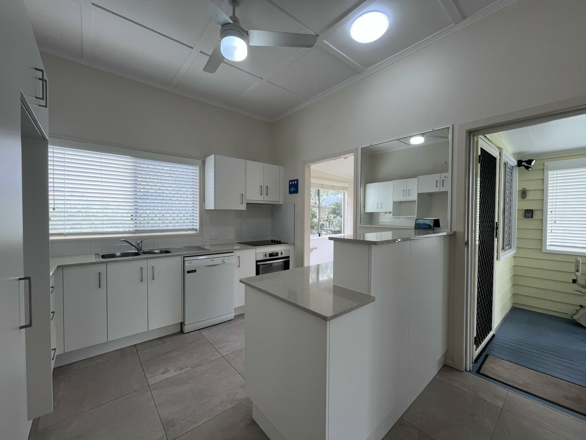 173 Sylvan Beach Esplanade Bellara QLD, Bellara - Thumbnail 5