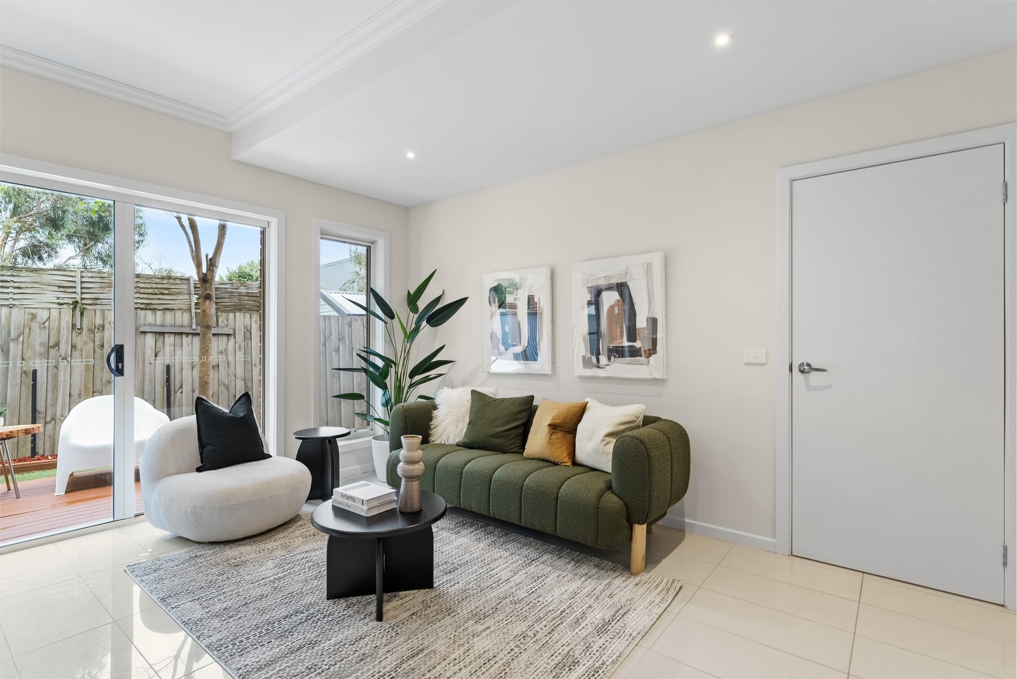2/42 Gunyah Road, Blackburn North - Thumbnail 2