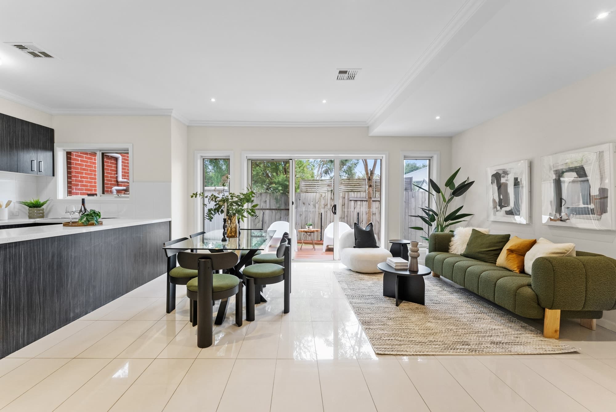2/42 Gunyah Road, Blackburn North - Thumbnail 3
